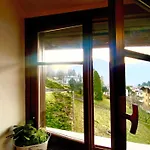 Valley Balcony Lejlighed *