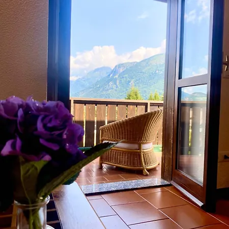 Valley Balcony * Maggio